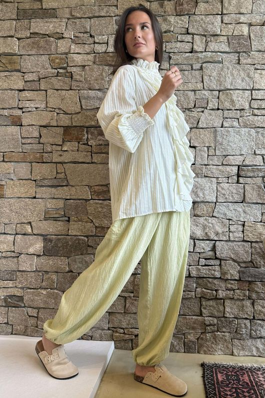 Nantucket Ruffle Blouse Lemon